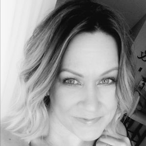 Meet your Posher, Traci